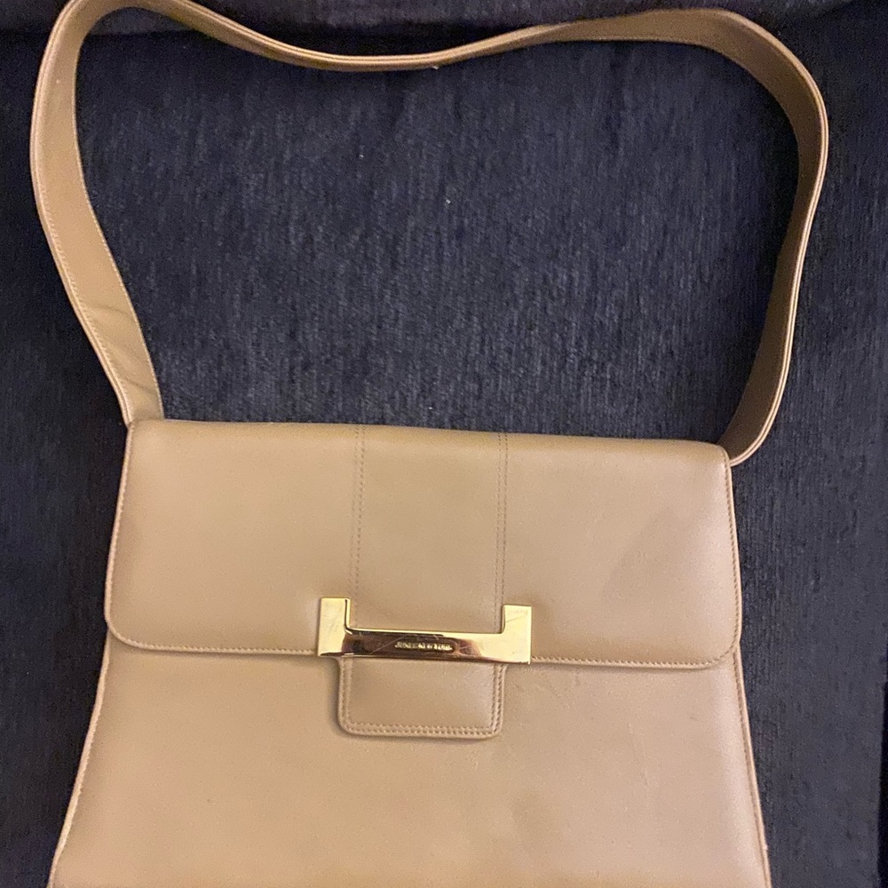 Jones of New York Tan Leather Shoulder Pocket Book